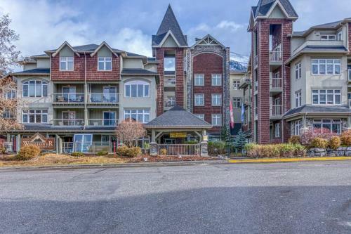 The Pines - Condo With A View