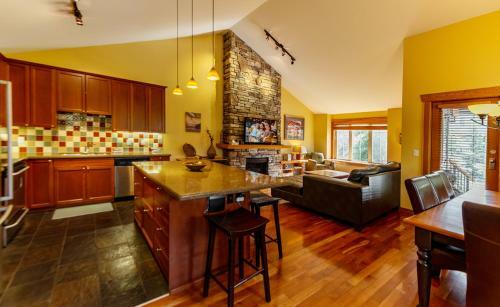 Pinnacle Ridge Ferniedirect