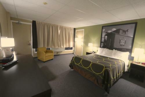 Hotel Super 8 By Wyndham Hearst On