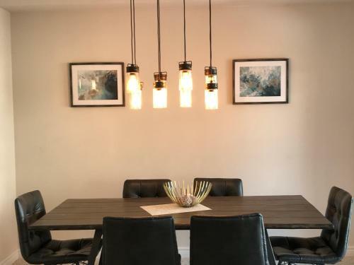 Splendid Waterview Town Home