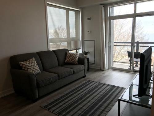 Apartamento Modern Condo With Lake Views