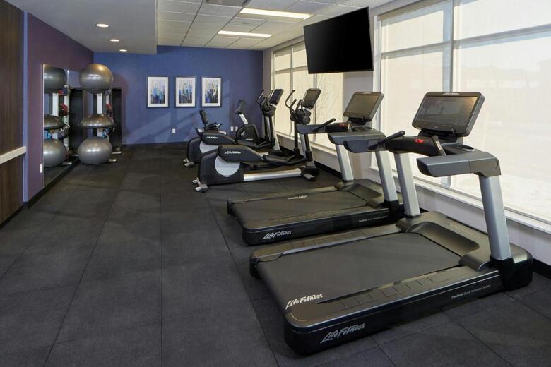 Hotel Towneplace Suites By Marriott Hamilton