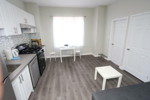 Cozy Apartments In Kitchener