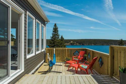 Hostal Whale House Guest House