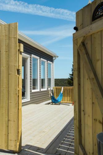 Hostal Whale House Guest House