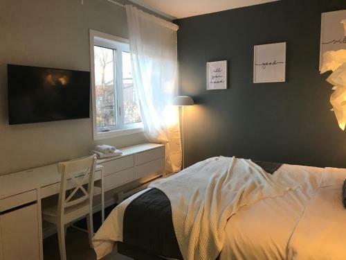 Bed & Breakfast Cozy Room - Olympic Stadium & Downtown Montreal #7