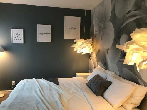 Bed & Breakfast Cozy Room - Olympic Stadium & Downtown Montreal #7
