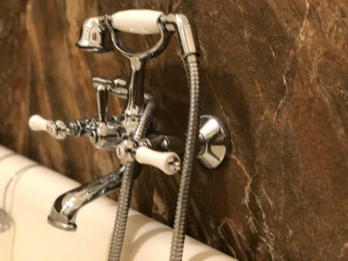 Bed & Breakfast Harrogate House Inn, Circa 1818