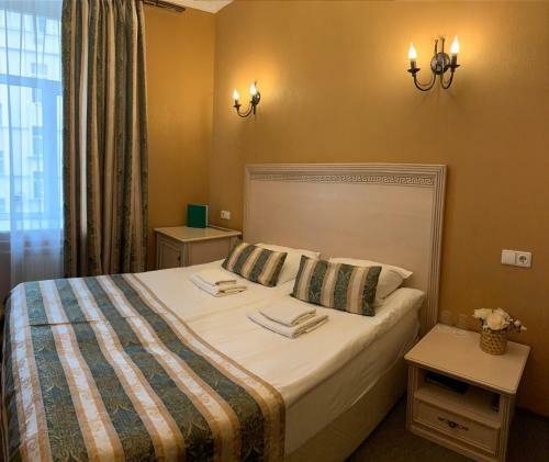 Bed & Breakfast Residence Moika River Hotel