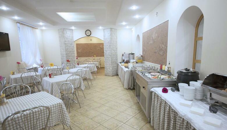 Tourist Hotel