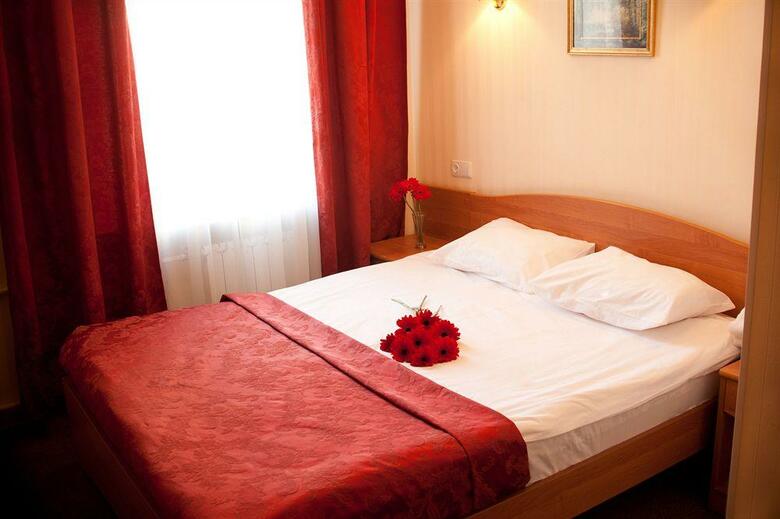 Tourist Hotel