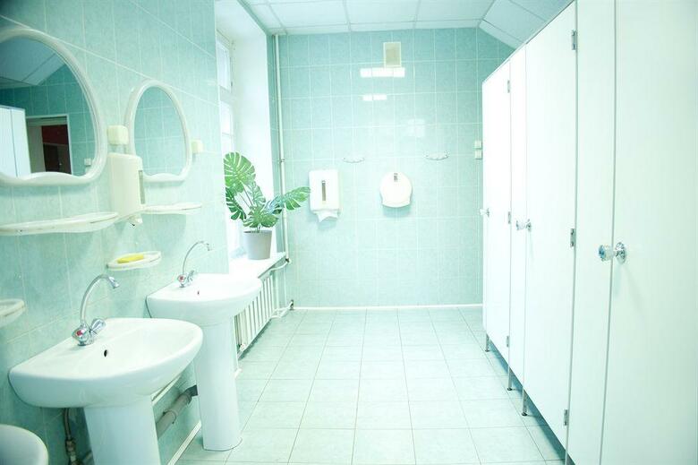 Tourist Hotel