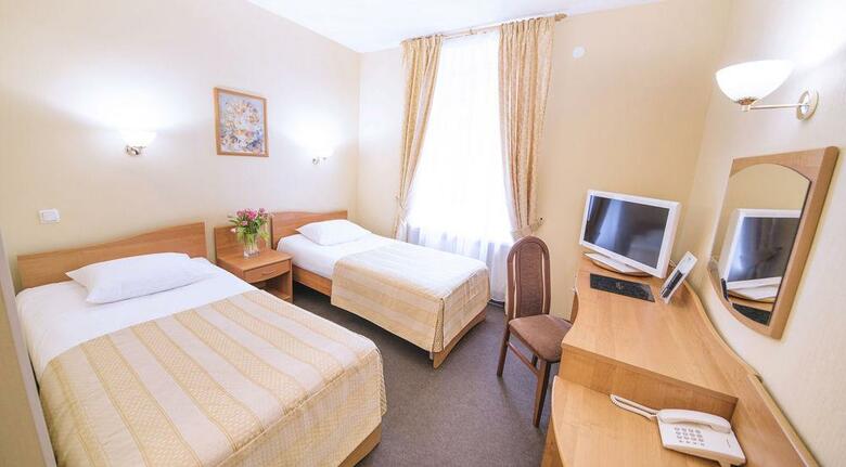 Tourist Hotel