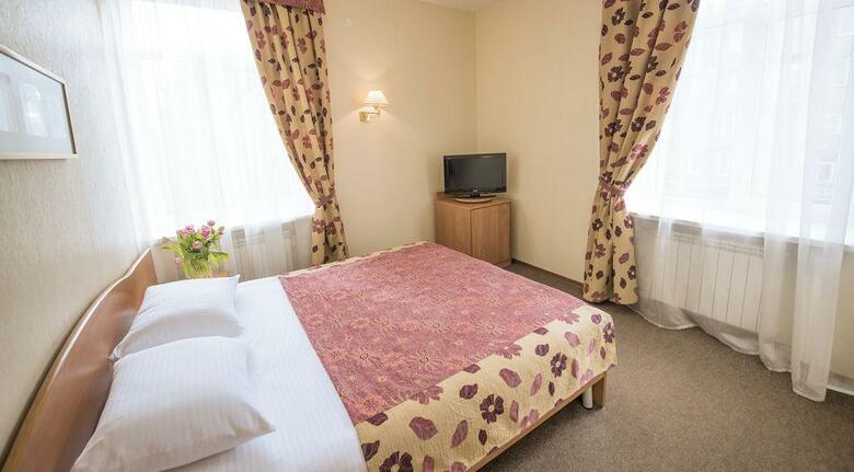 Tourist Hotel