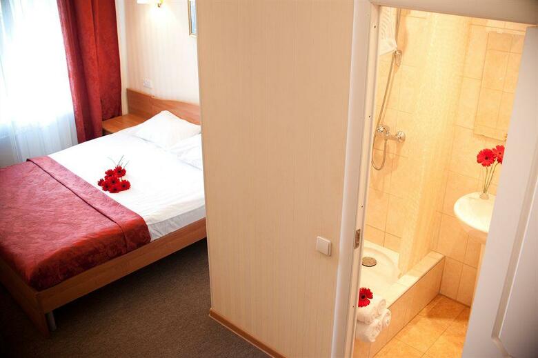 Tourist Hotel