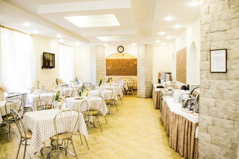 Tourist Hotel