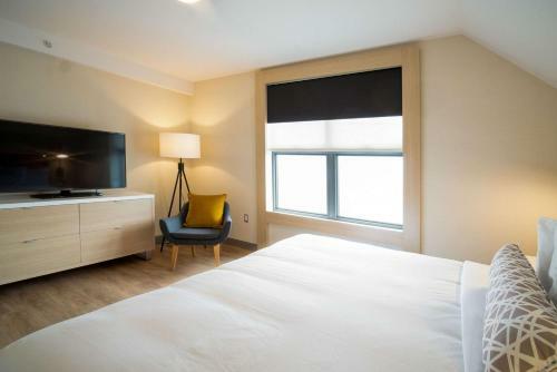 The Insignia Hotel