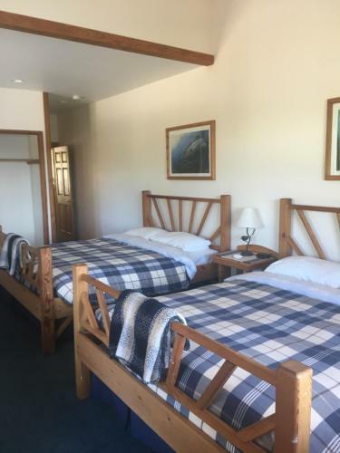 Bed & Breakfast Arbutus Cove Guesthouse