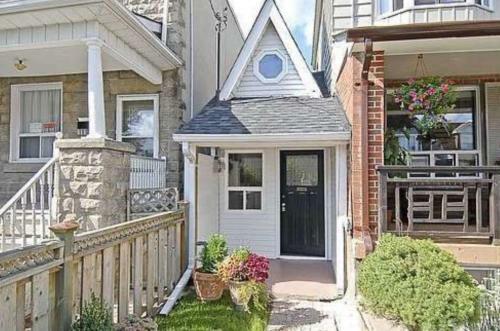 Apartamento Chic Apt Bet Eglinton W And St Clair W Stations!