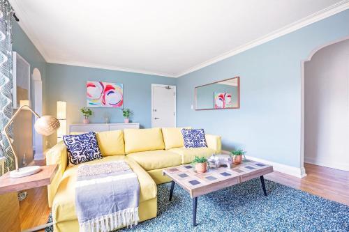 Apartamento Delightful Apt Bet Eglinton & St Clair W Stations!