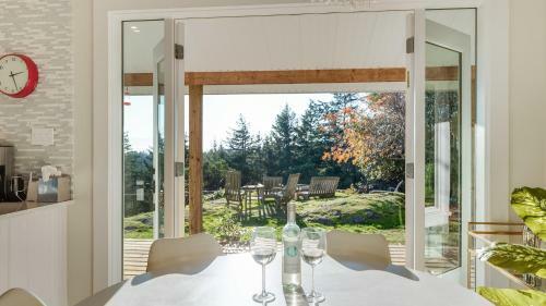 Kaliana Sanctuary With Stunning Views
