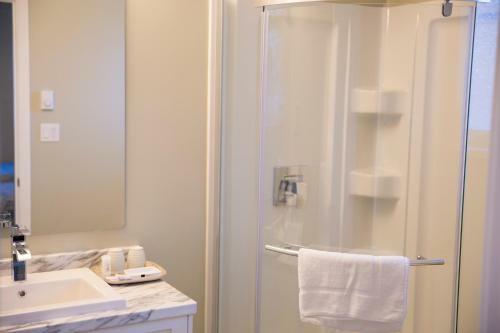 Apartamento Downtown Whitehorse Deluxe 2 Bedroom Condo
