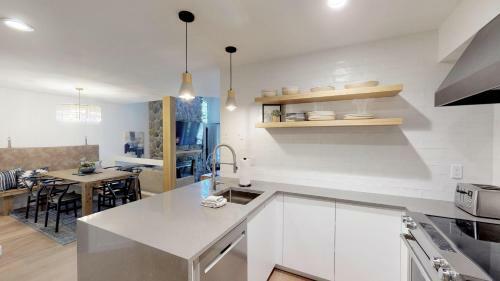 Luxury Townhome In A Prime Location By Harmony Whistler