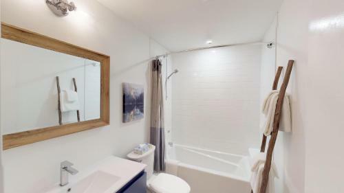 Luxury Townhome In A Prime Location By Harmony Whistler
