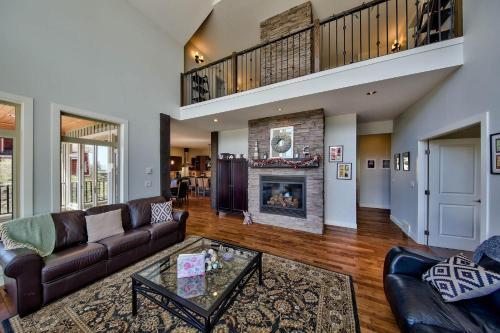 Peaks Retreat By Bear Country
