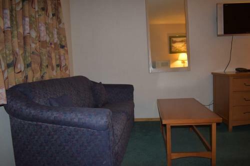 Motel Three