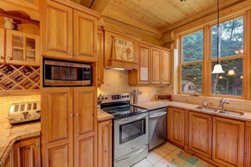 Chaletsoasis Cozy Lakefront Bear34
