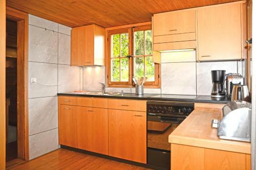Traditionelles Chalet Sch�rmtanne