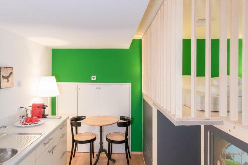 Capsule Hotel By Hyve Basel City