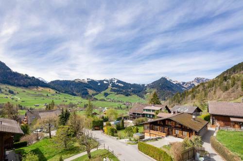 Luxury Alpine Apartment