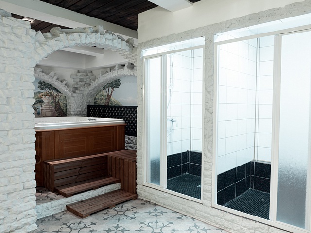Vintage Hotel