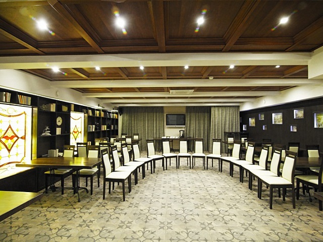 Vintage Hotel