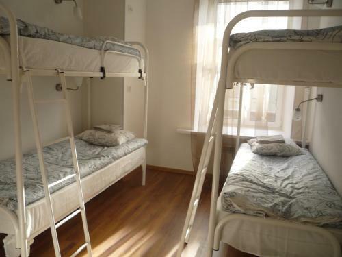 Online Hostel