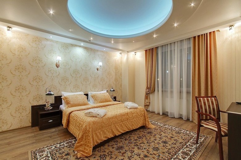 Men'k Kings Hotel