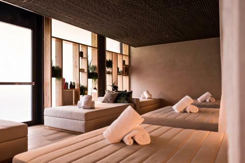 The Hide Apartments