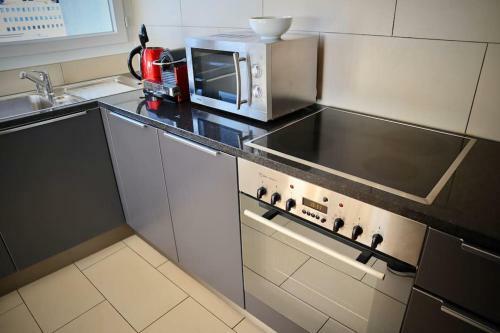 Apartamento Good Location, Spacious, Comfortable And Bright!!