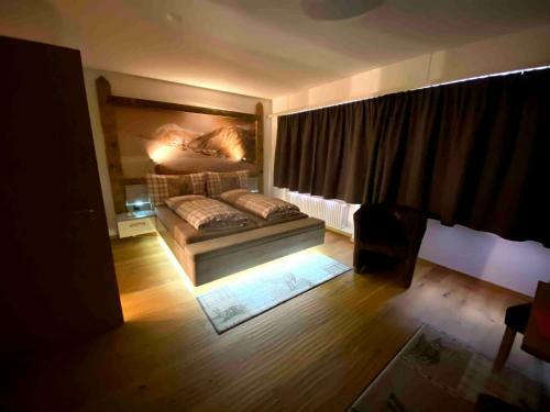 Arlos - Hotel - Restaurant - Bar