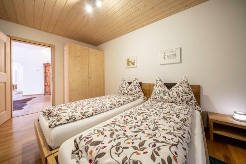 Apartamento Chasa Curtin 17