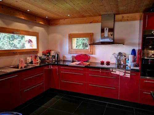 Villa Gorgeous And Spacious Chalet Near The Center
