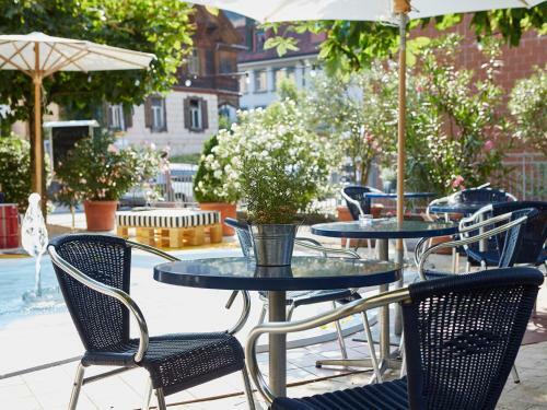 August Restaurant Hotel