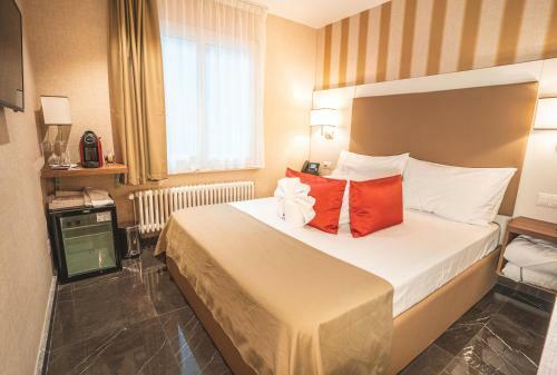 My Home Hotel - Free Parking