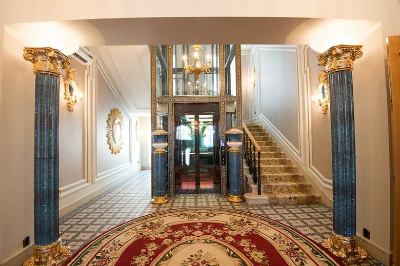 Trezzini Palace Hotel