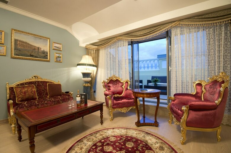 Trezzini Palace Hotel