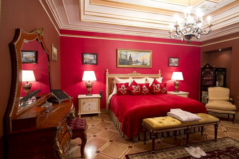 Trezzini Palace Hotel