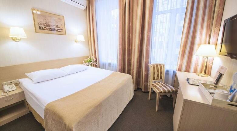 Bristol Hotel
