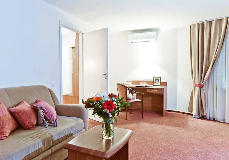 Karelia Business Hotel